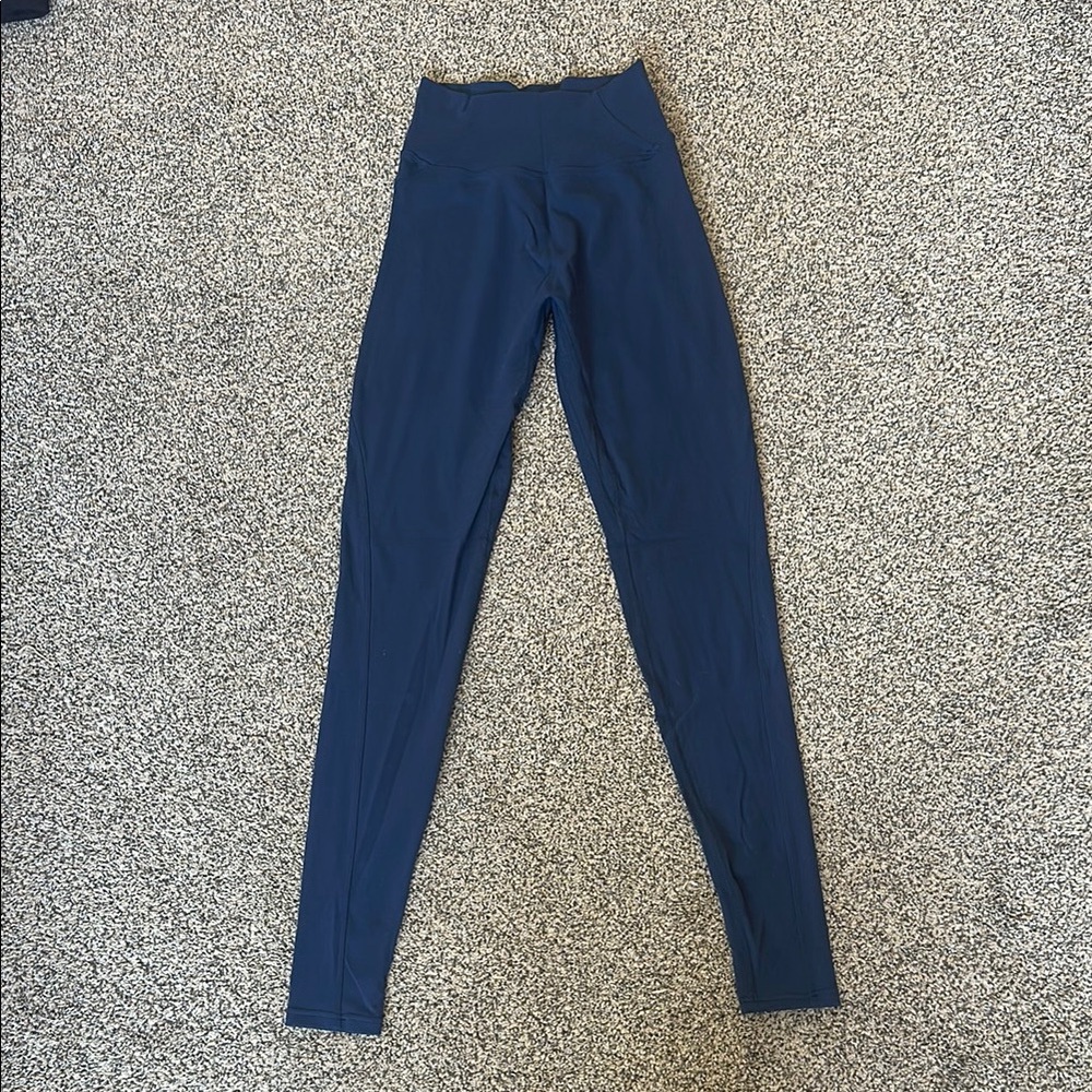Alphalete Navy High-Waist Active Leggings